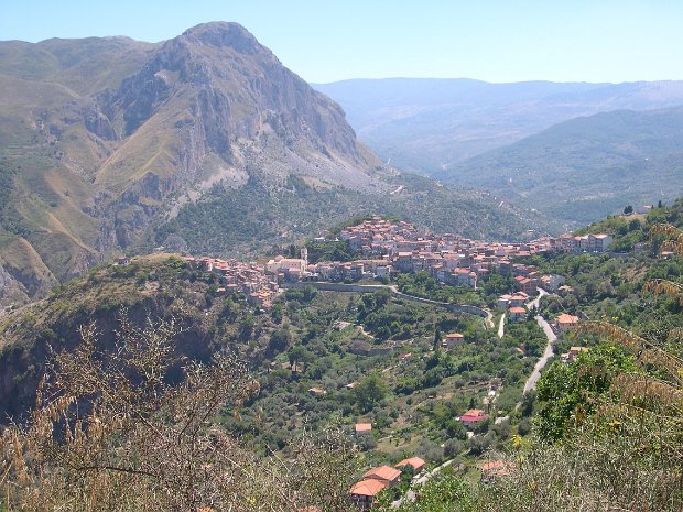 Panorami e territorio Alcune immagini scattate anni addietro, molte delle quali con una fotocamera Zeiss degli anni 40! Altre sono più recenti