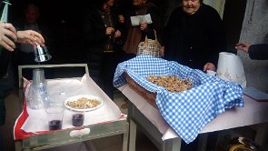 ottava_san_biagio10 Rotorno della processione e sosta presso il rinfresco offerto dalla famiglia di Benedetto Fiore e figli